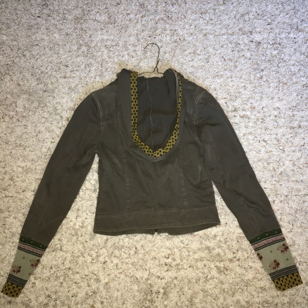 Others Follow Jacket - Picture 2 of 4